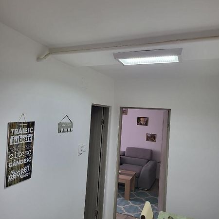 Apartament In Bucovina, Campulung Moldovenesc, Impecabil . Daire Dış mekan fotoğraf
